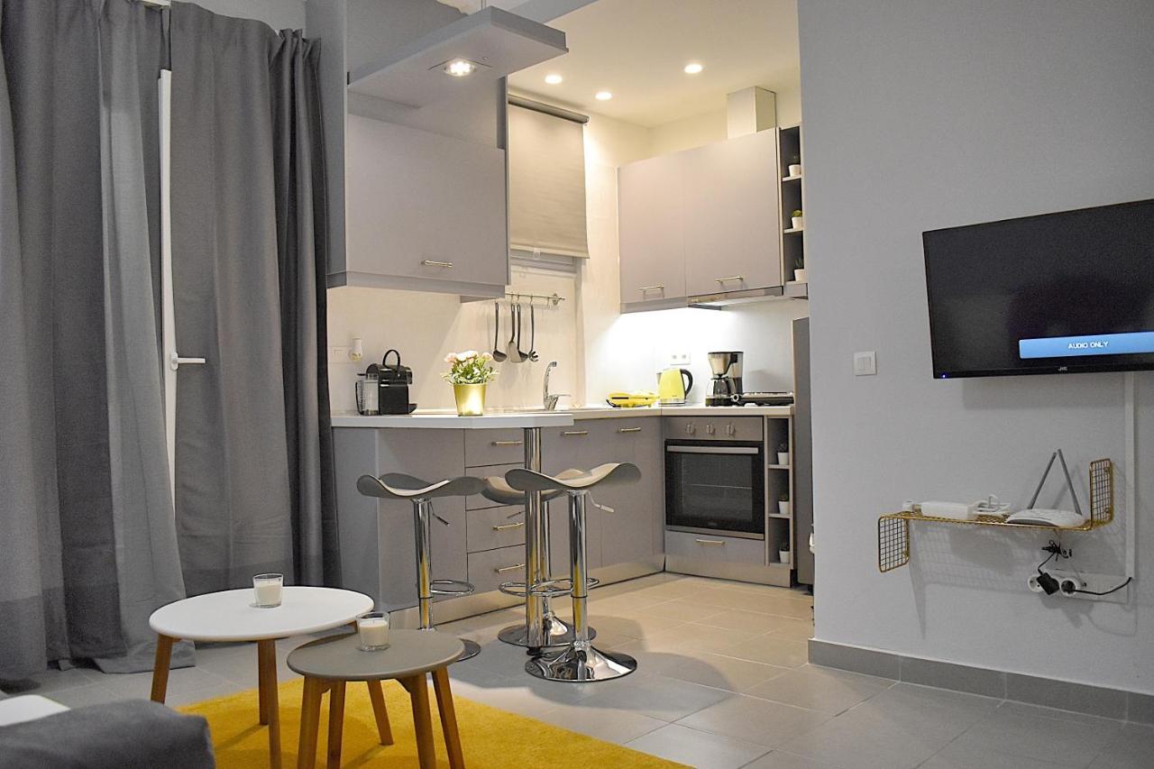 Check Point - Acropolis Apartment Athens Ngoại thất bức ảnh