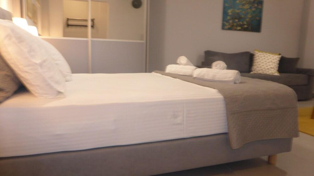 Check Point - Acropolis Apartment Athens Ngoại thất bức ảnh